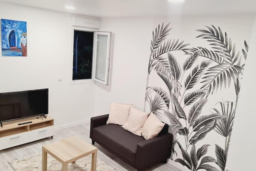 Appartement Tres Lumineux Et Calme. Sevran Eksteriør billede