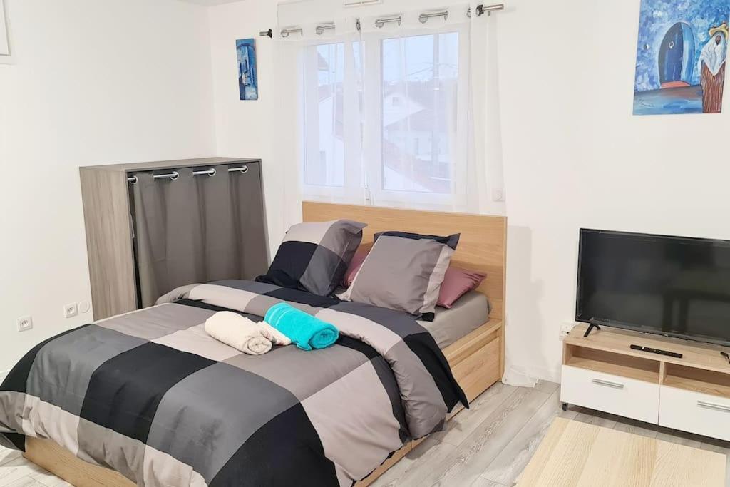 Appartement Tres Lumineux Et Calme. Sevran Eksteriør billede
